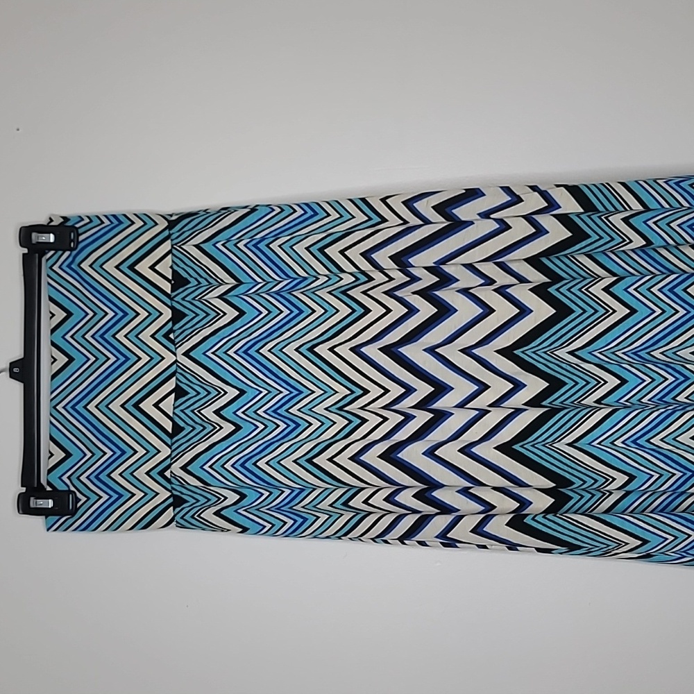 Chevron Patterned Maxi Skirt - Blue and White - Picture 6 of 7
